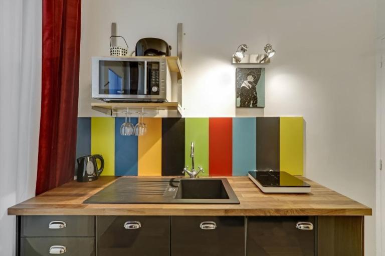 A Sweet Studio In Montparnasse - Boulevard Du Montparnasse Párizs Kültér fotó