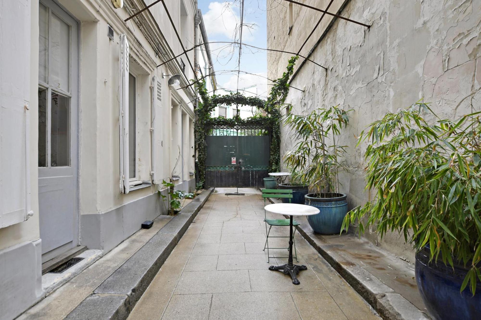 A Sweet Studio In Montparnasse - Boulevard Du Montparnasse Párizs Kültér fotó