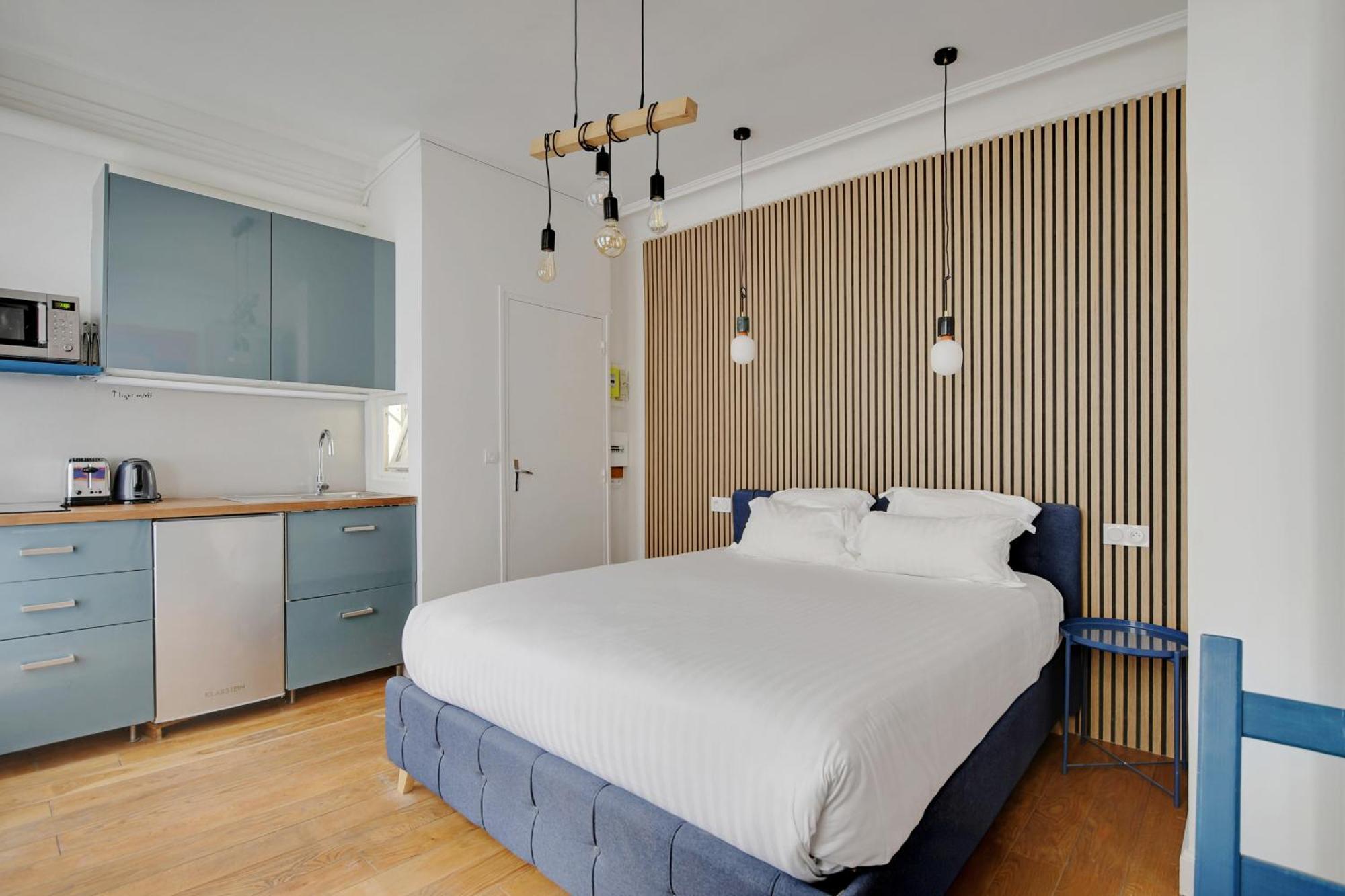 A Sweet Studio In Montparnasse - Boulevard Du Montparnasse Párizs Kültér fotó