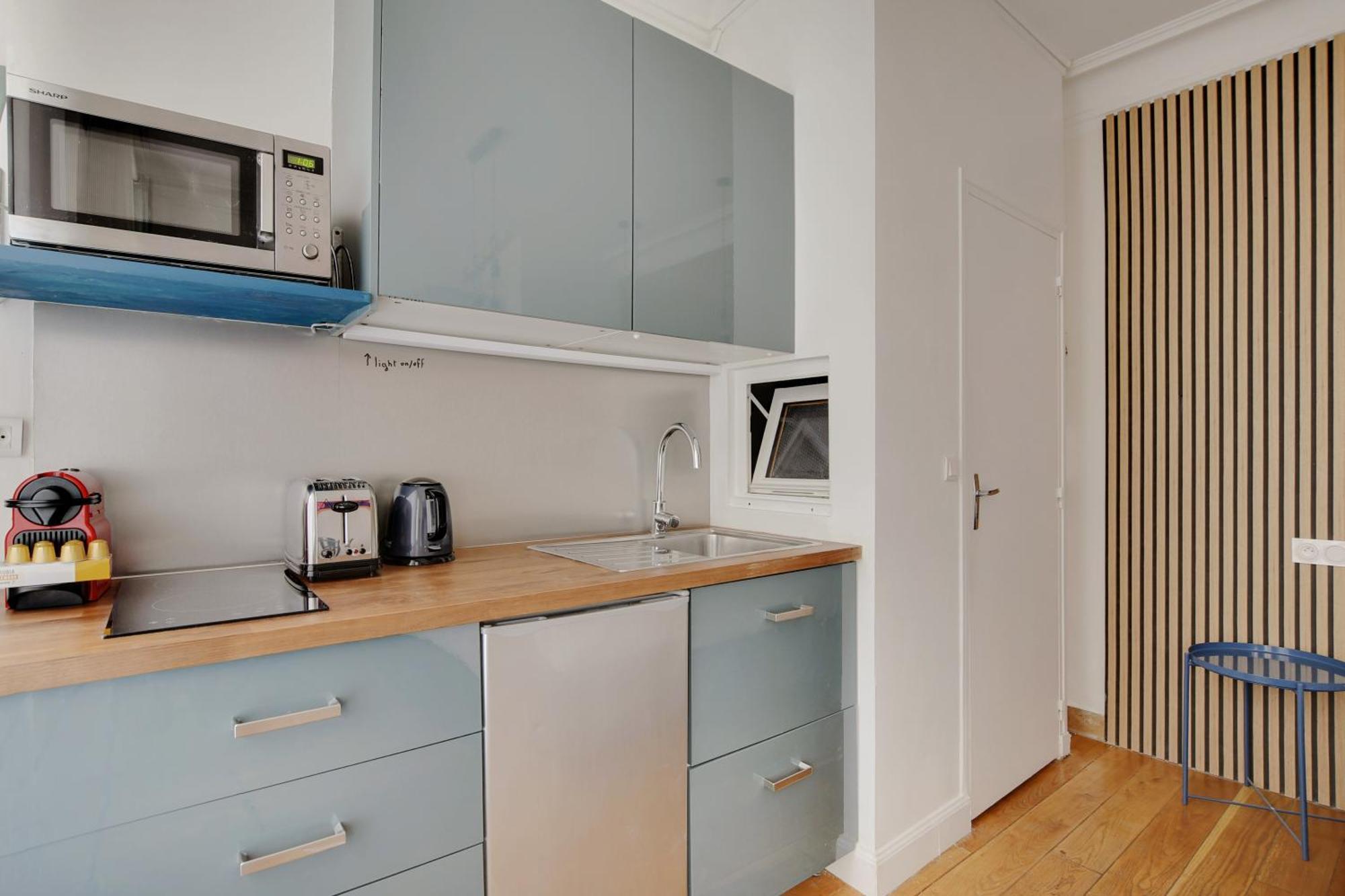 A Sweet Studio In Montparnasse - Boulevard Du Montparnasse Párizs Kültér fotó